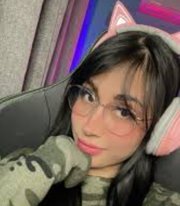 Lucía M.